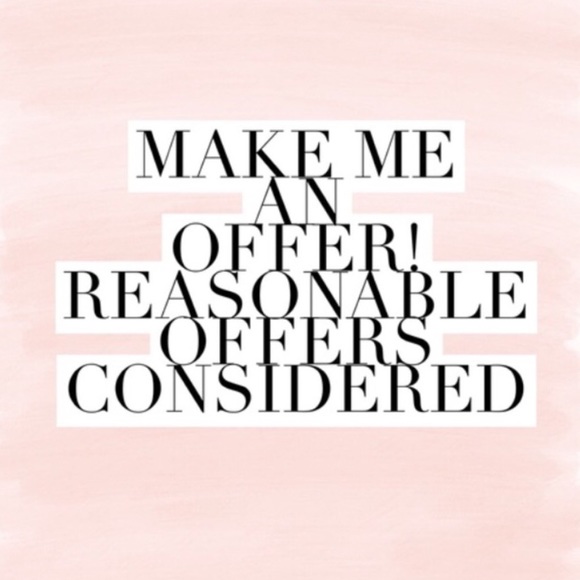 CLOSET CLEAR OUT! 🚨 - Picture 1 of 1